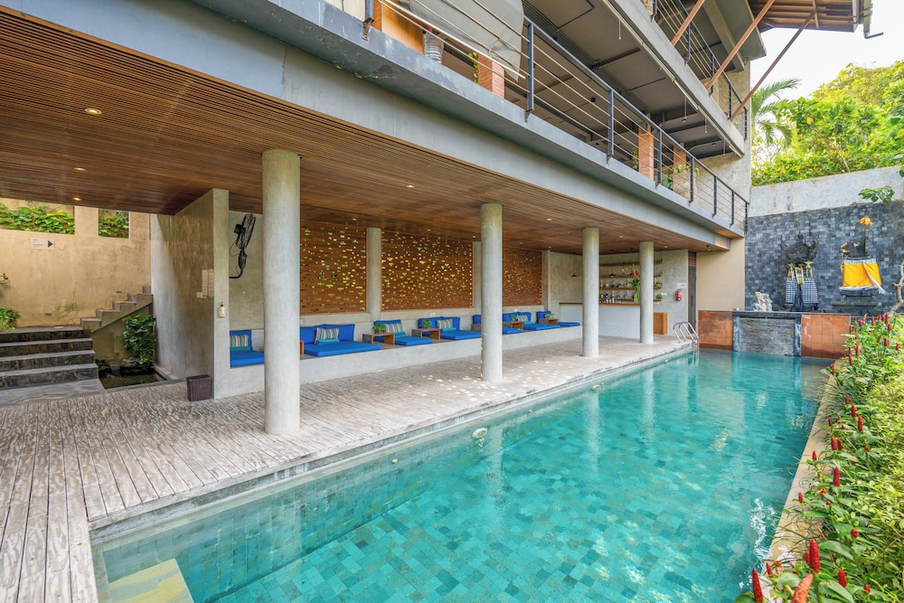 Maca Villas Spa Umalas 51/54