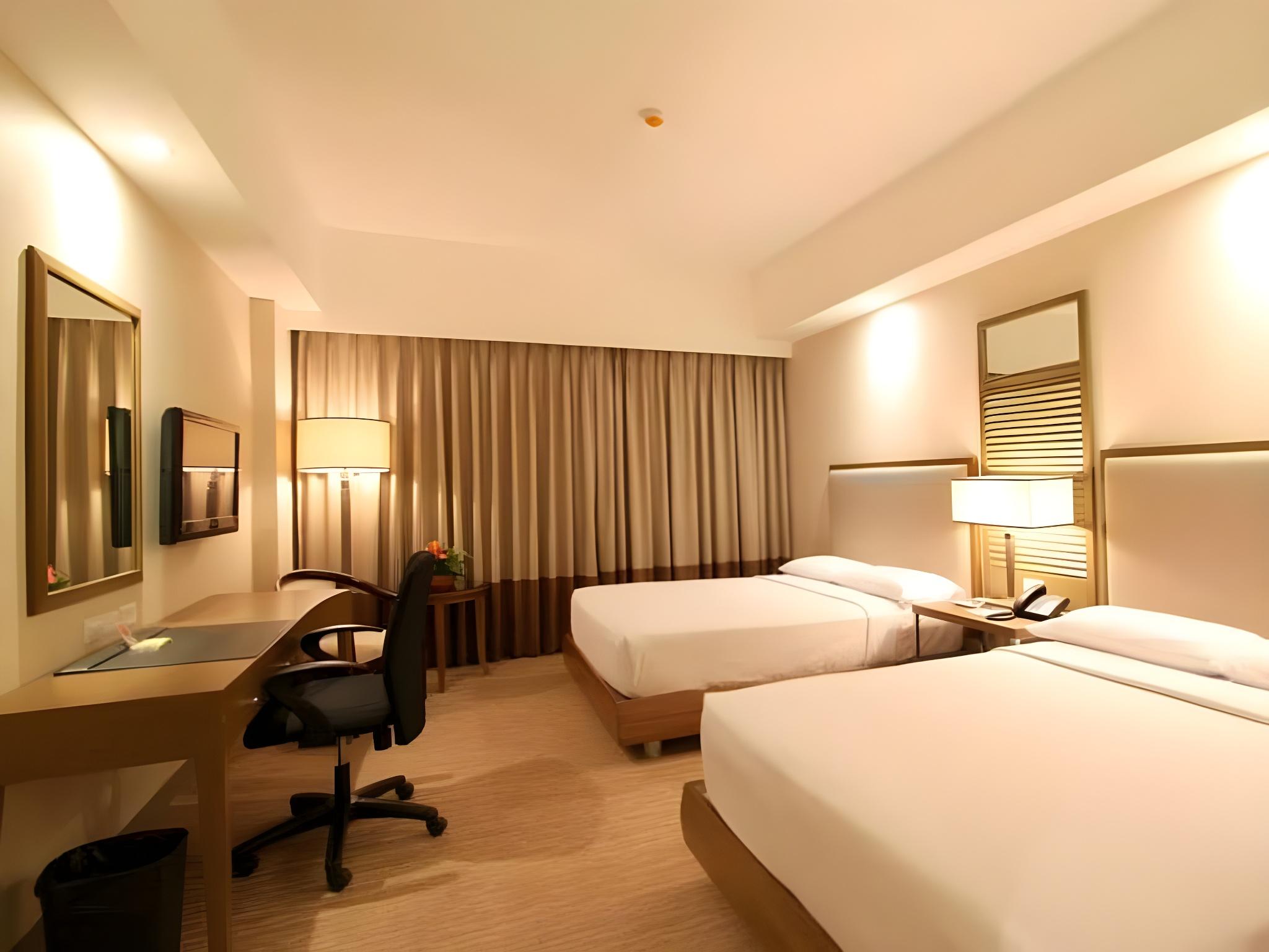 Deluxe, 2 Queen Beds, Garden Wing