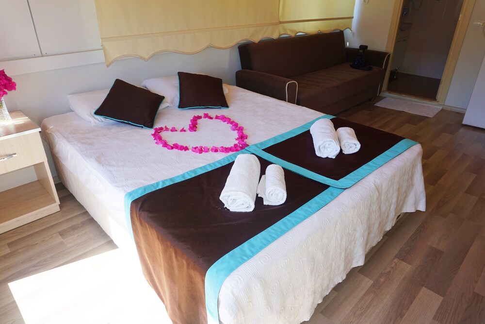 Cobanoglu Otel 10/37
