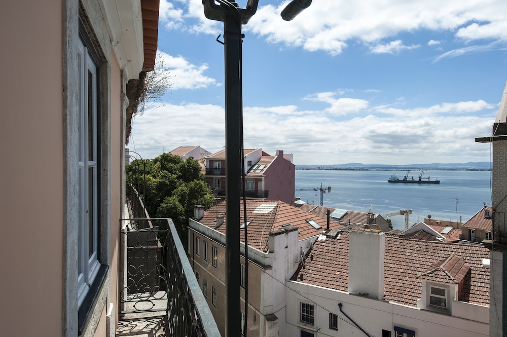 Portas do Teatro Apartments 42/50