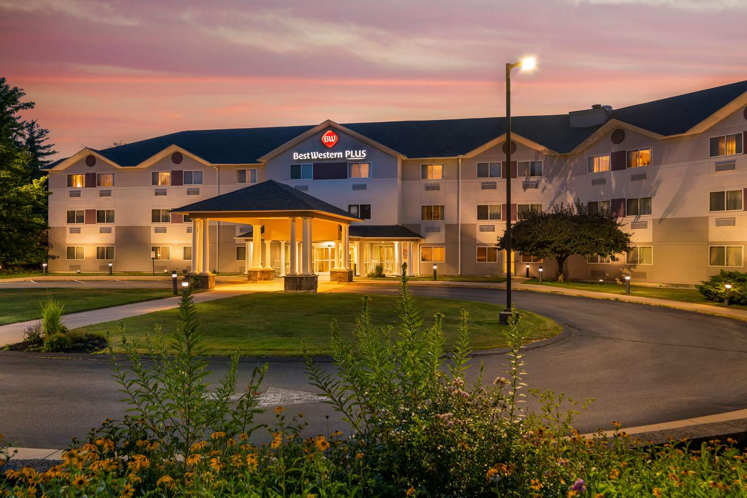 Best Western Plus Executive Court Inn & Conference Center 73/73