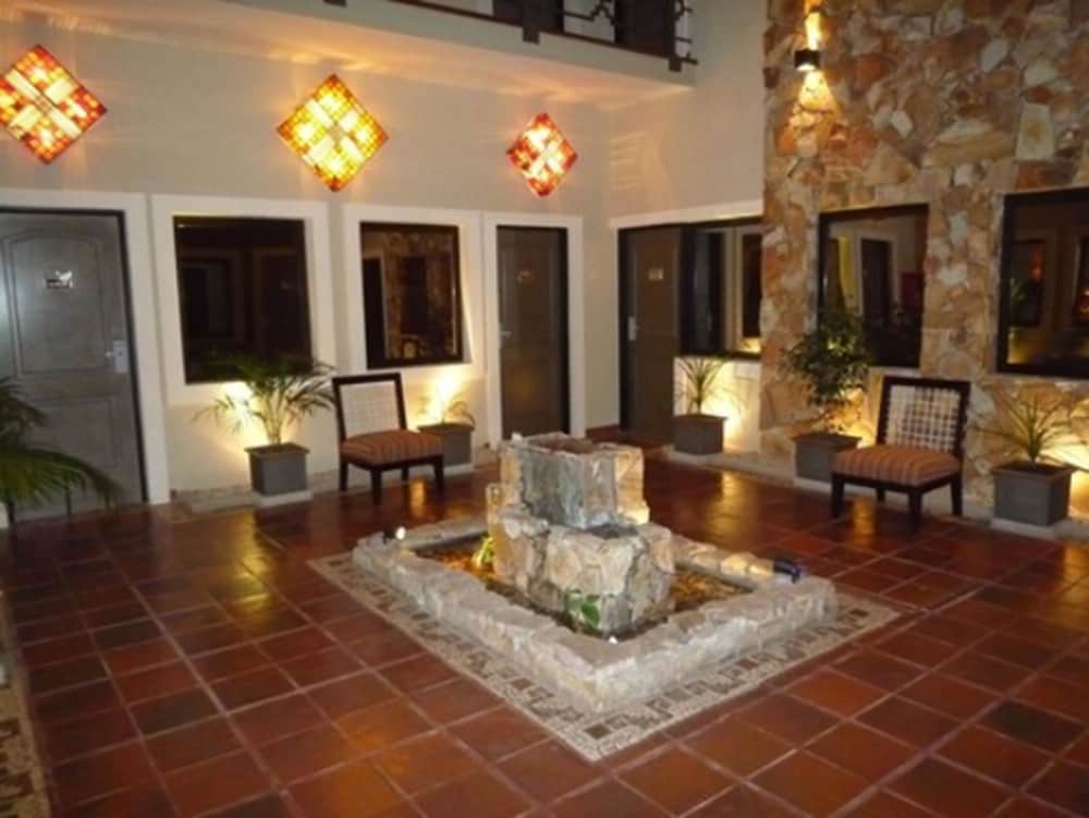 Inkai Hotel 6/52