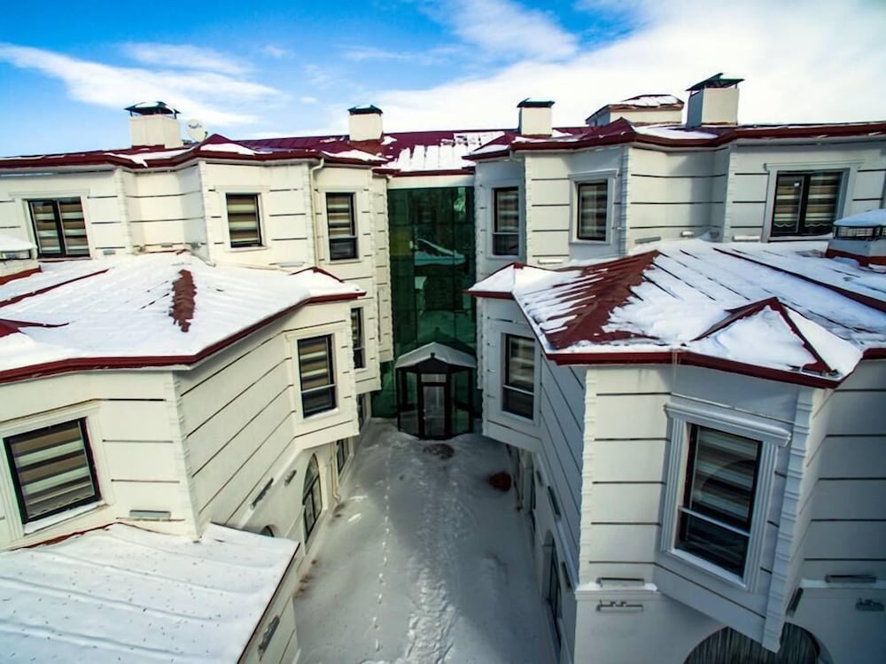 Kars-i Sirin Hotel 4/19