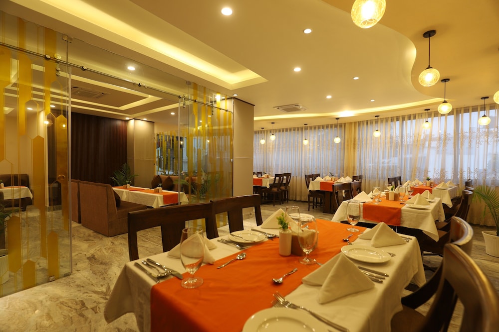 Apex Business Hotel 52/58