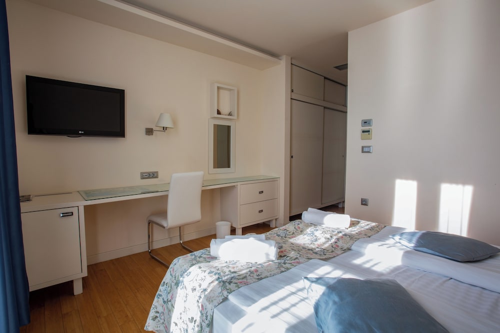 Hotel Pleter 50/77