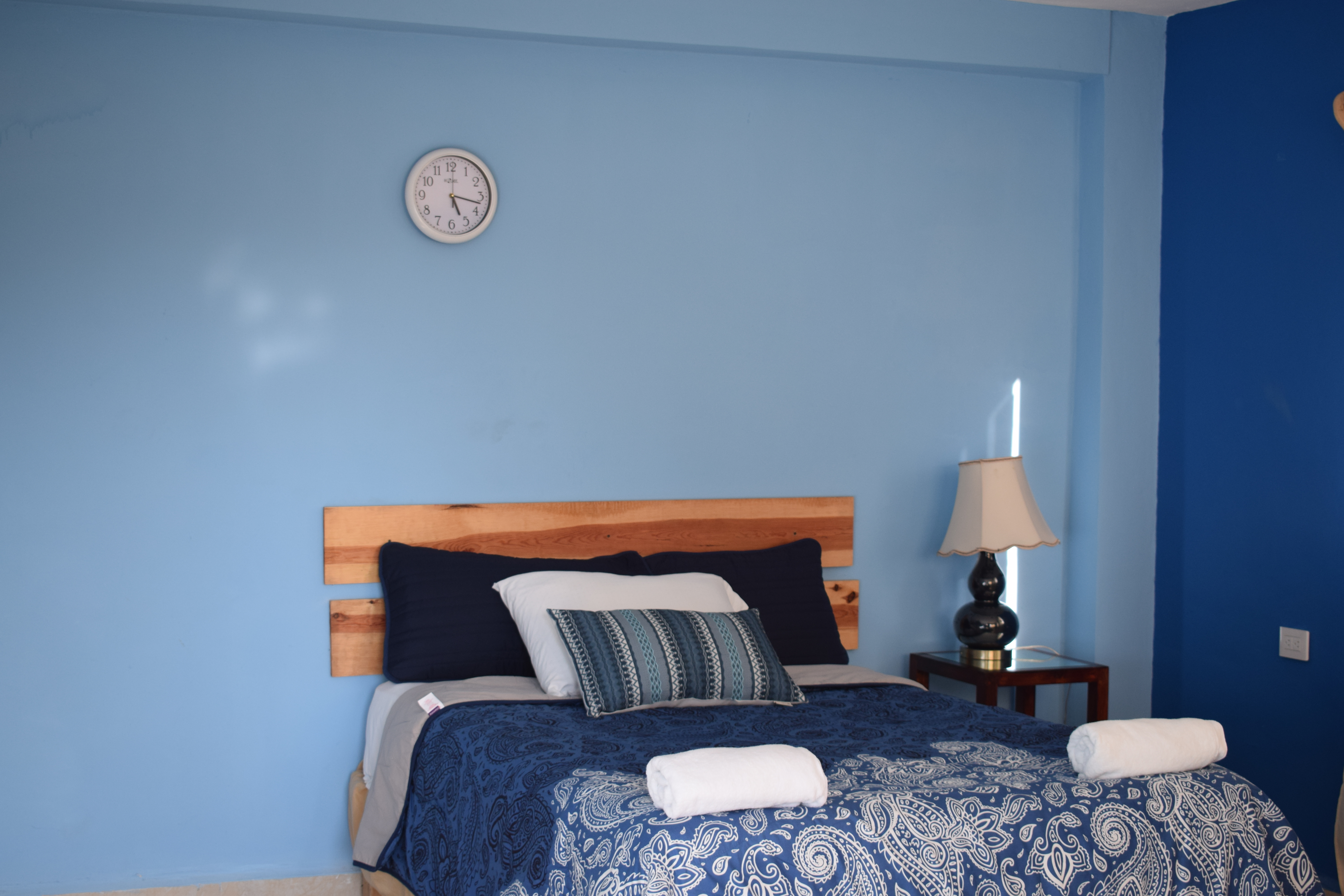 Mansion Giahn Bed and Breakfast 24/35