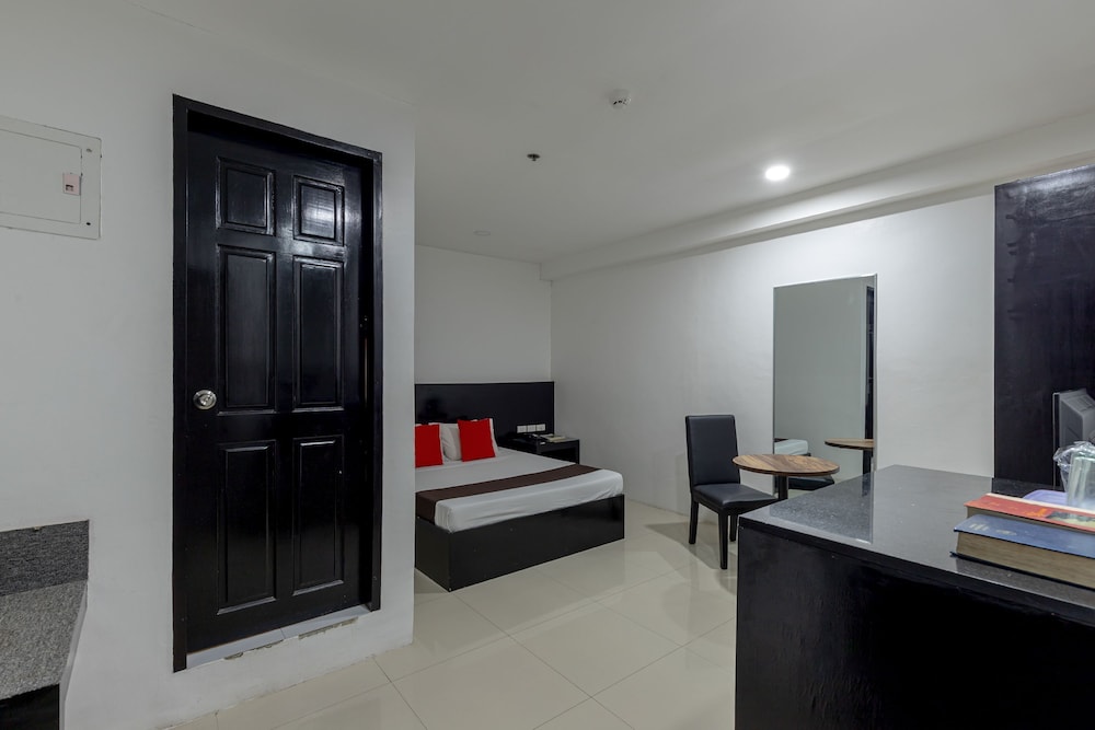 Check Inn Hotel - Bacolod 15/19