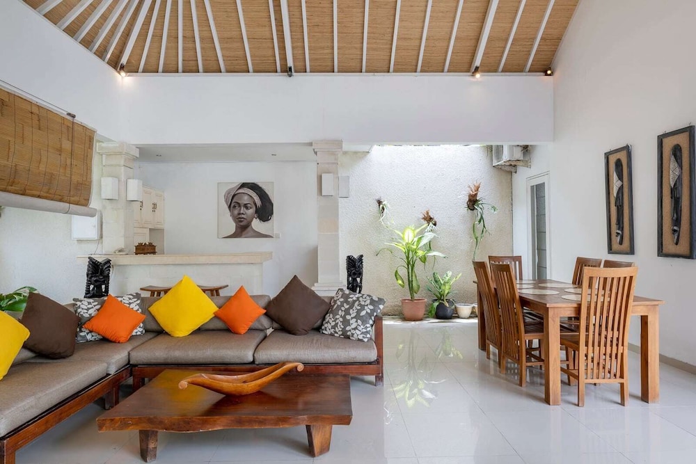 The Beach House Resort 48/70