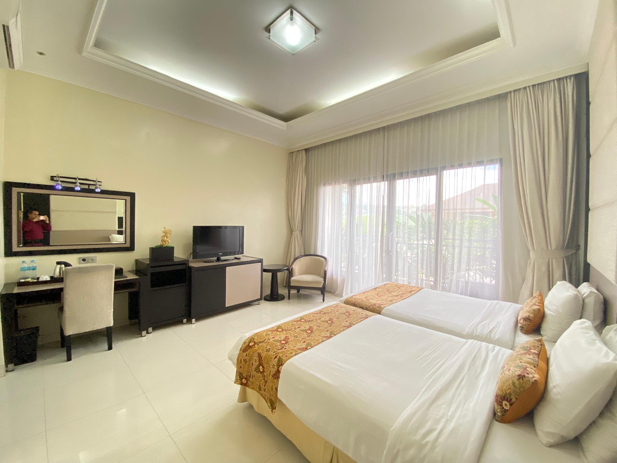 Grand Ussu Hotel And Convention 16/59