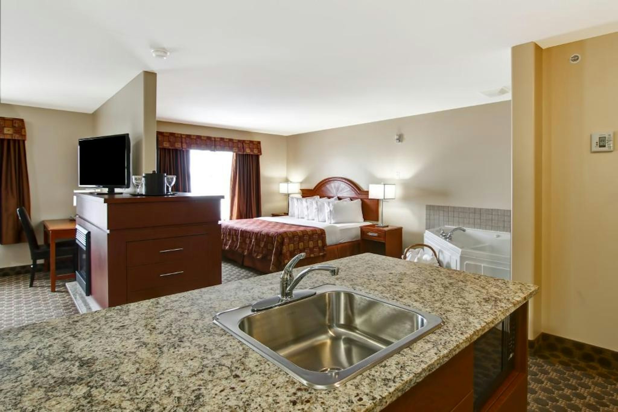Canalta Rocky Mountain House 36/38