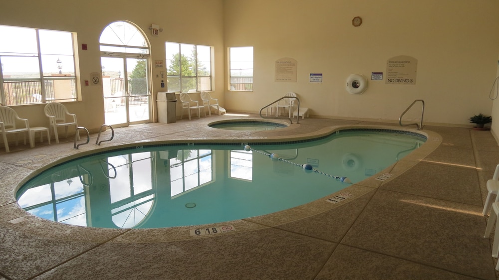 swimming pool spa