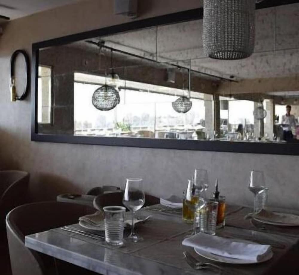 Royal Maadi Hotel 33/48