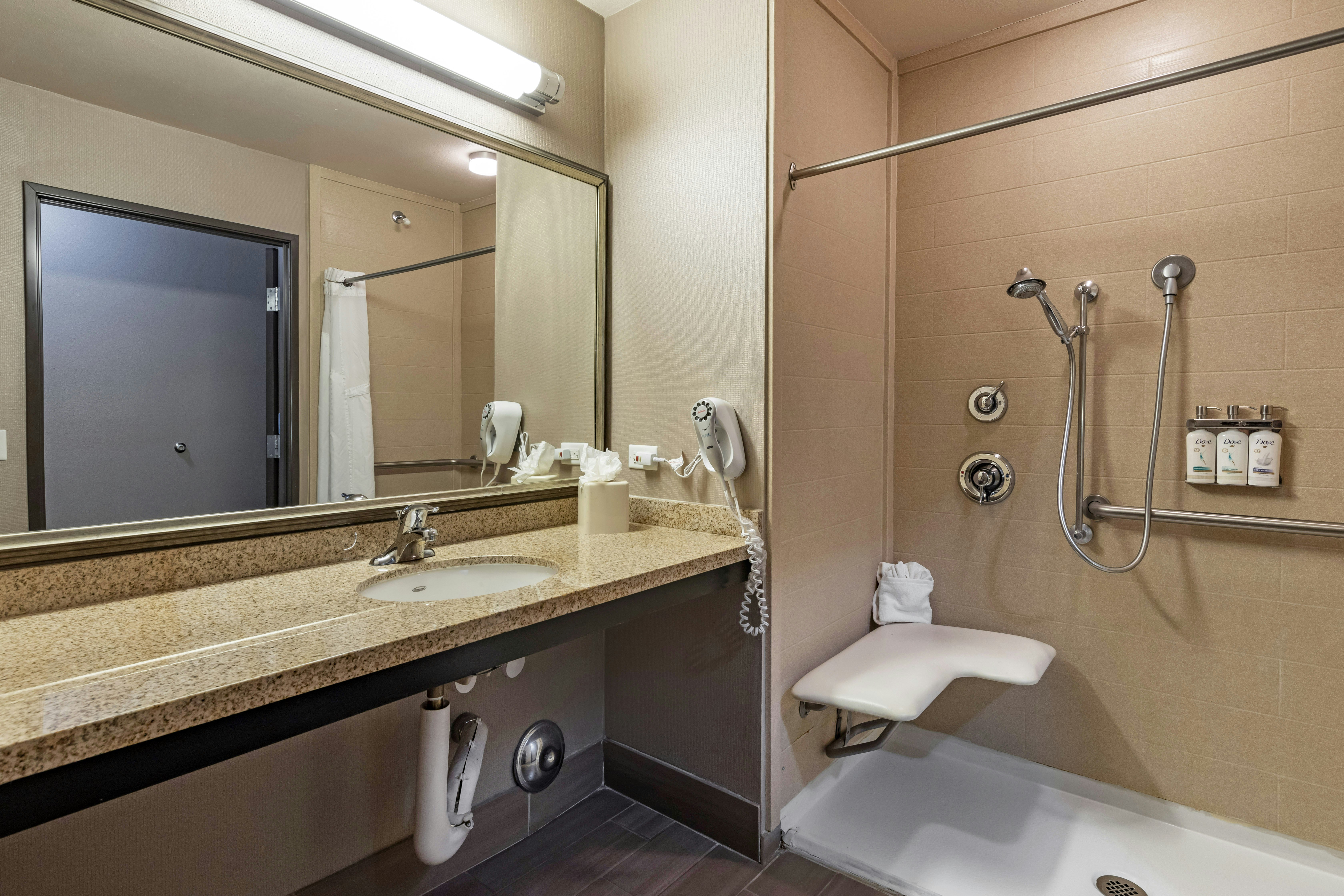 غرفة بسريرين لذوي الإعاقة، Holiday Inn Express Hotel & Suites Indio - Coachella Valley 2/2