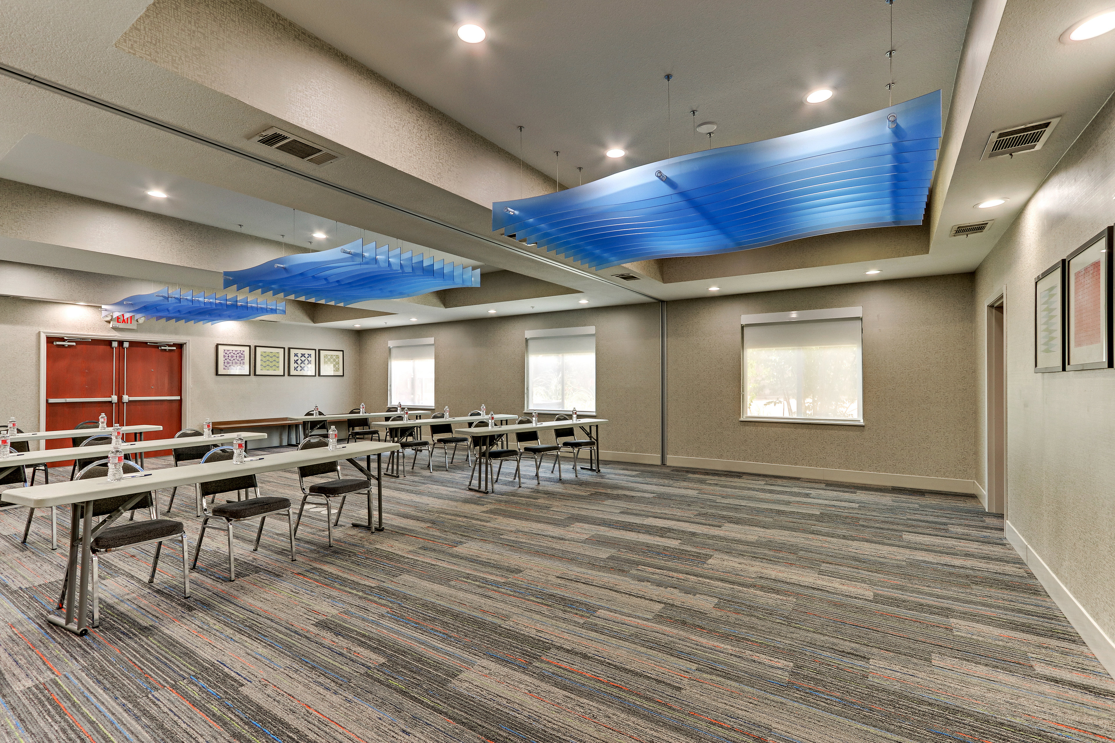 Holiday Inn Express Hotel & Suites Weatherford 54/57