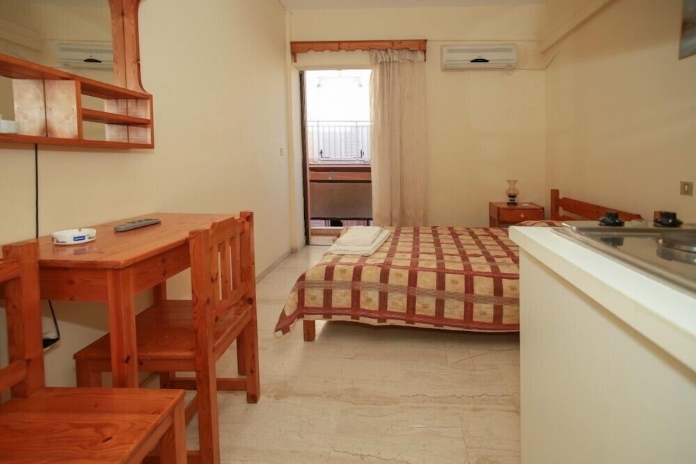 ASTIR ROOMS 26/38
