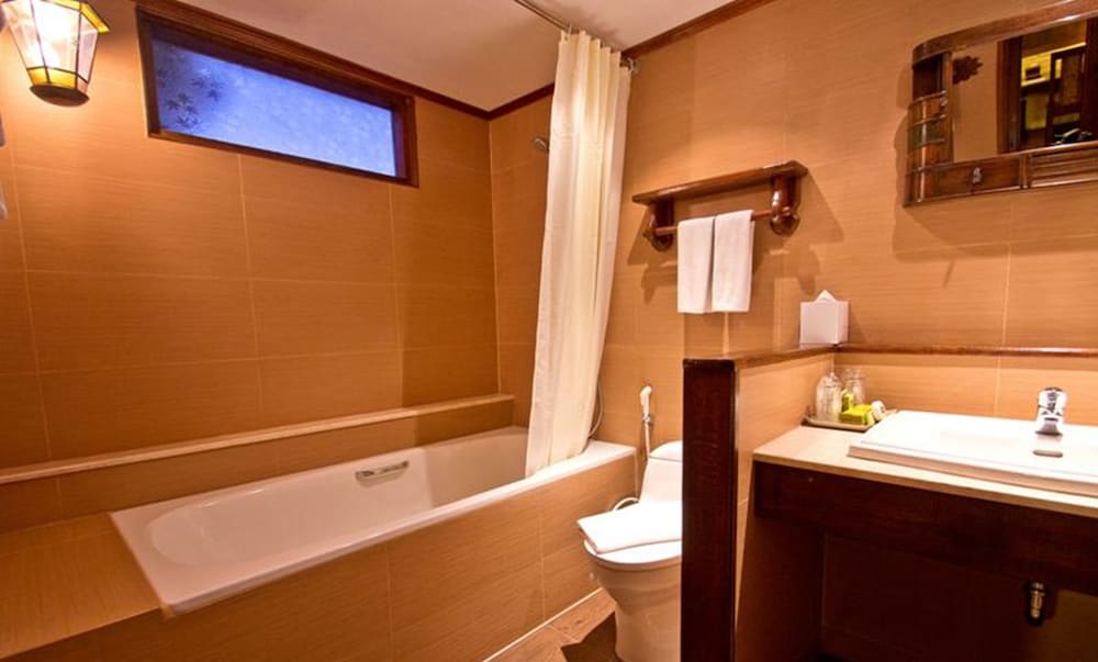 De Batara Hotel 15/15