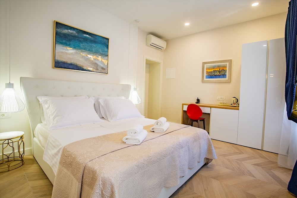Split Best4stay Luxury Rooms 7/22