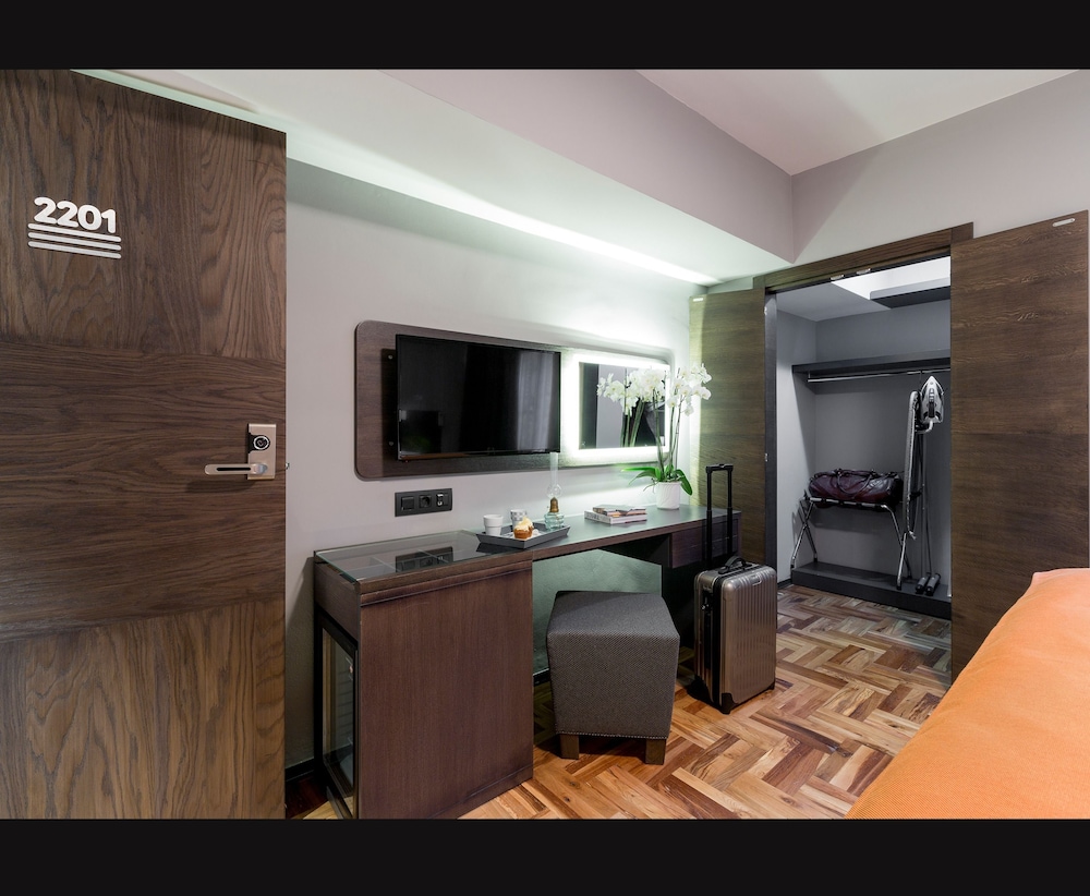 Lampa Design Hotel - Special Class 44/49