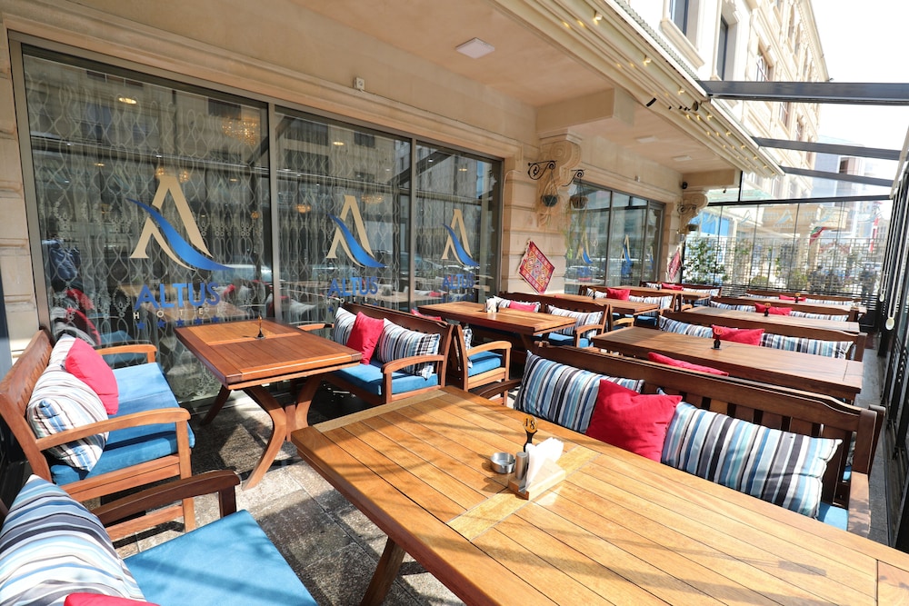 Alis Hotel Baku 29/37