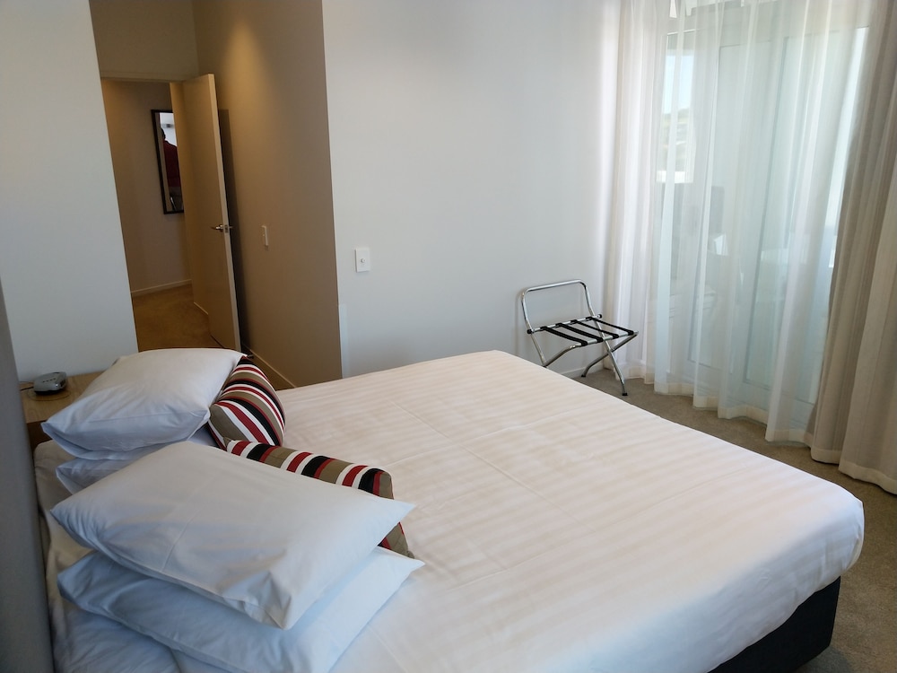 Marsden Suites Nautilus Orewa 34/59