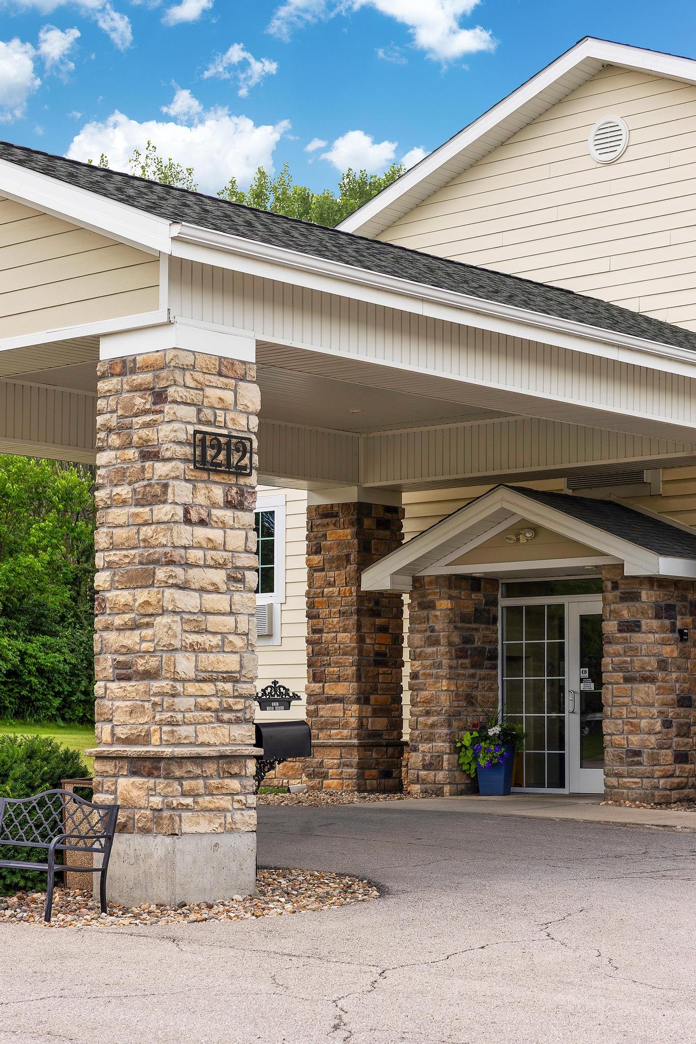 Cobblestone Hotel Knoxville 2/56