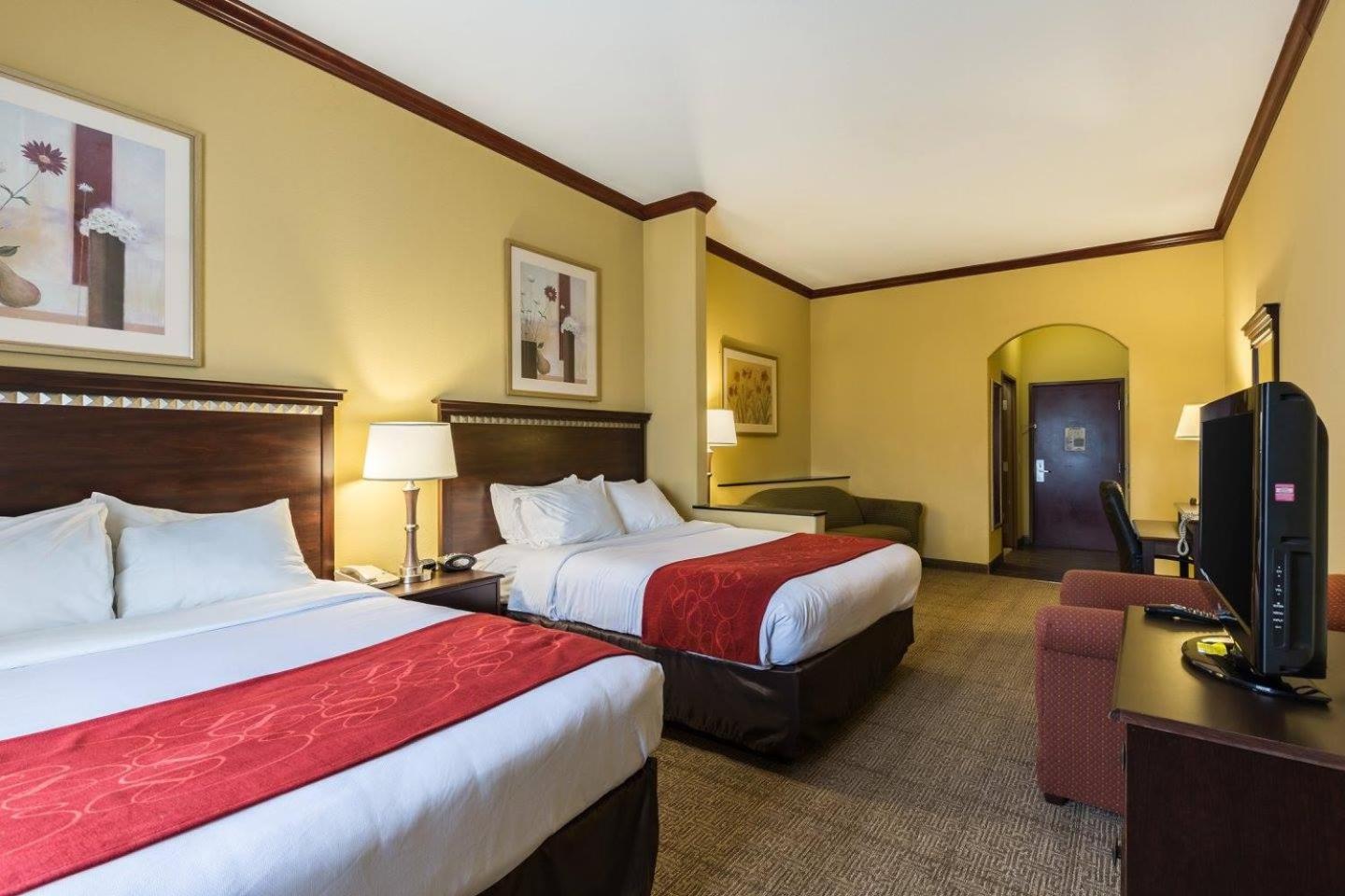 Standard, 2 Queen Beds, Accessible