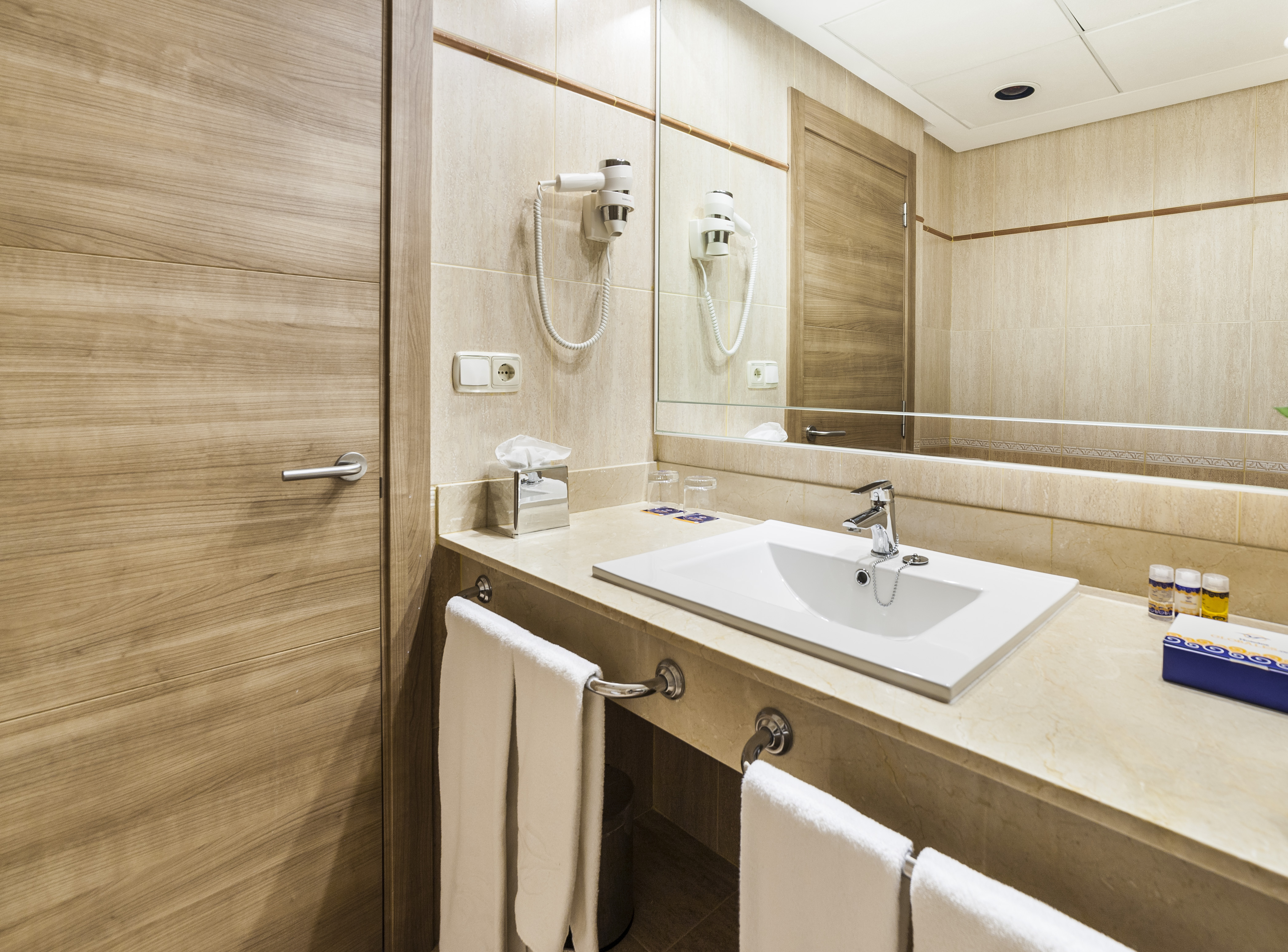 Globales Santa Lucia Hotel 50/50