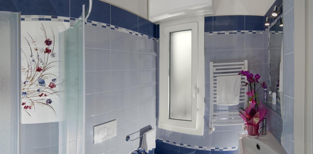 Hotel Letizia 50/50