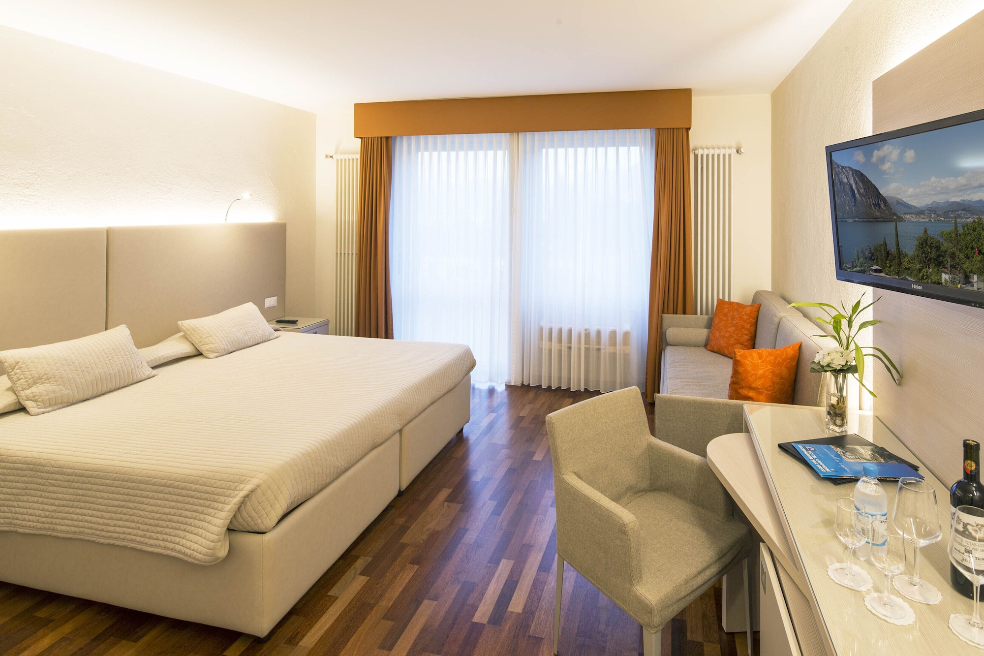 SUPERIOR, DOUBLE BED