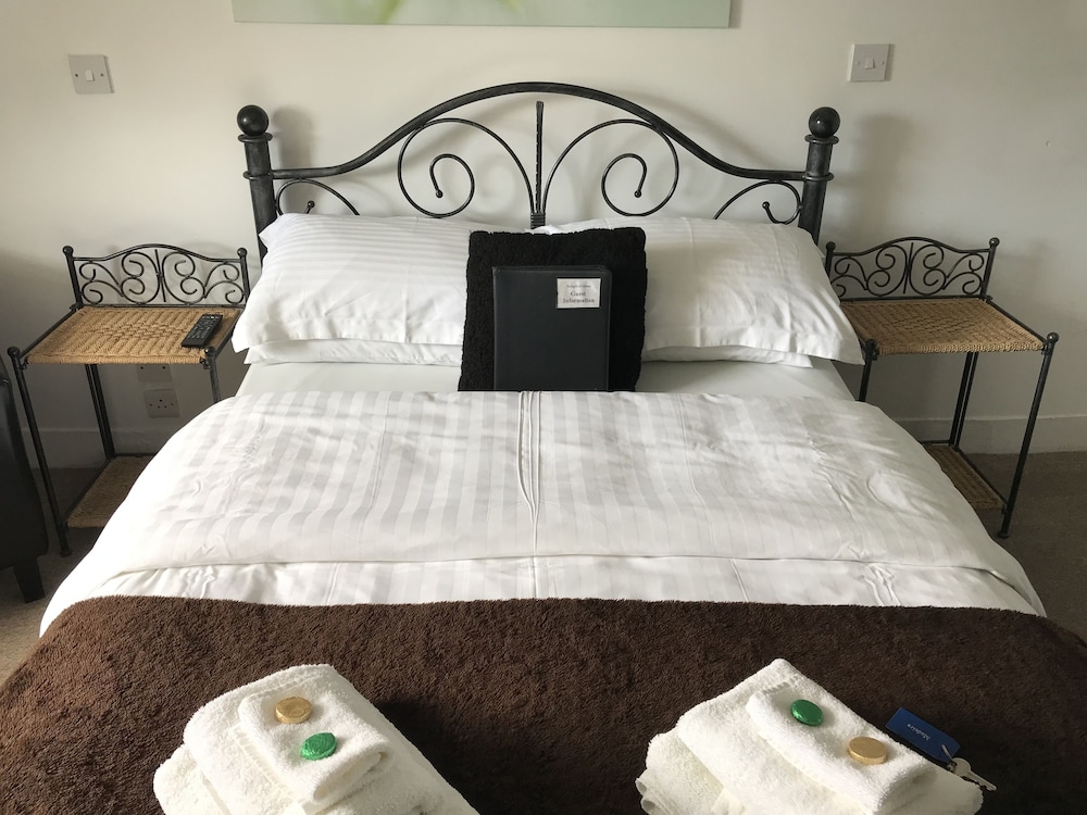 Kempfield House Hotel 28/50