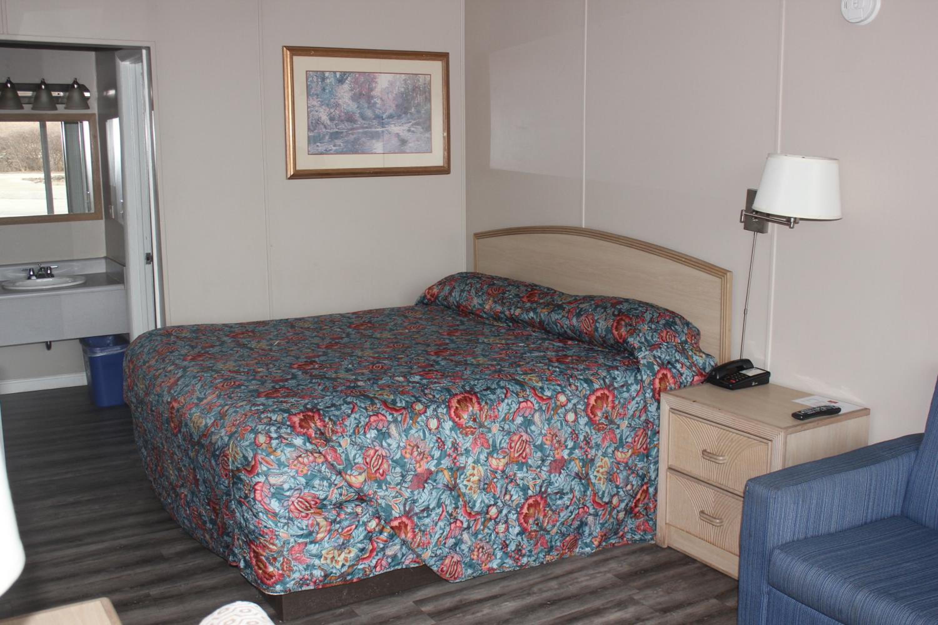 Red Carpet Inn Louisville 26/39