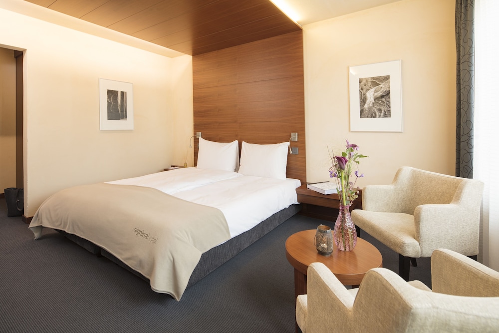 SIGNINAHOTEL 12/65