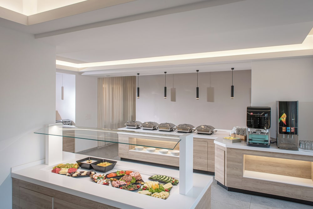 Astra Village & Suites 44/63