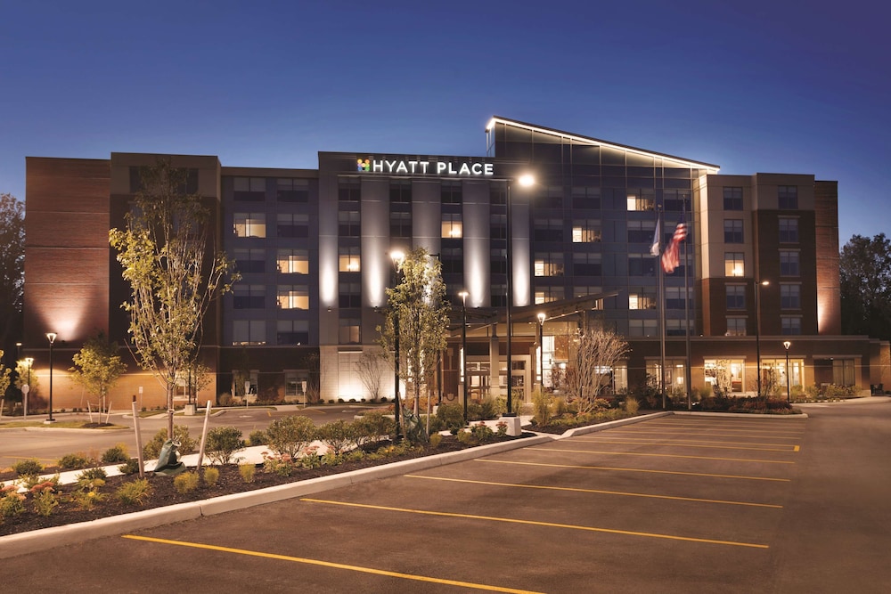 Hyatt Place Buffalo/Amherst 66/70
