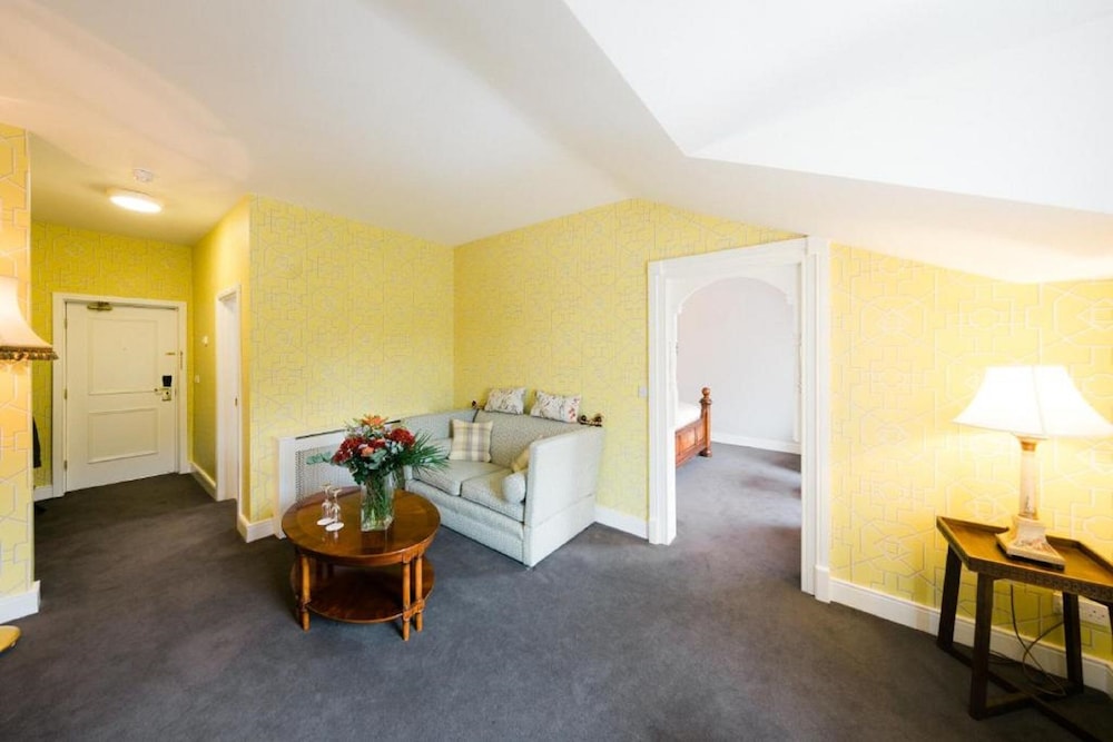 ABBEYLEIX MANOR HOTEL 21/35