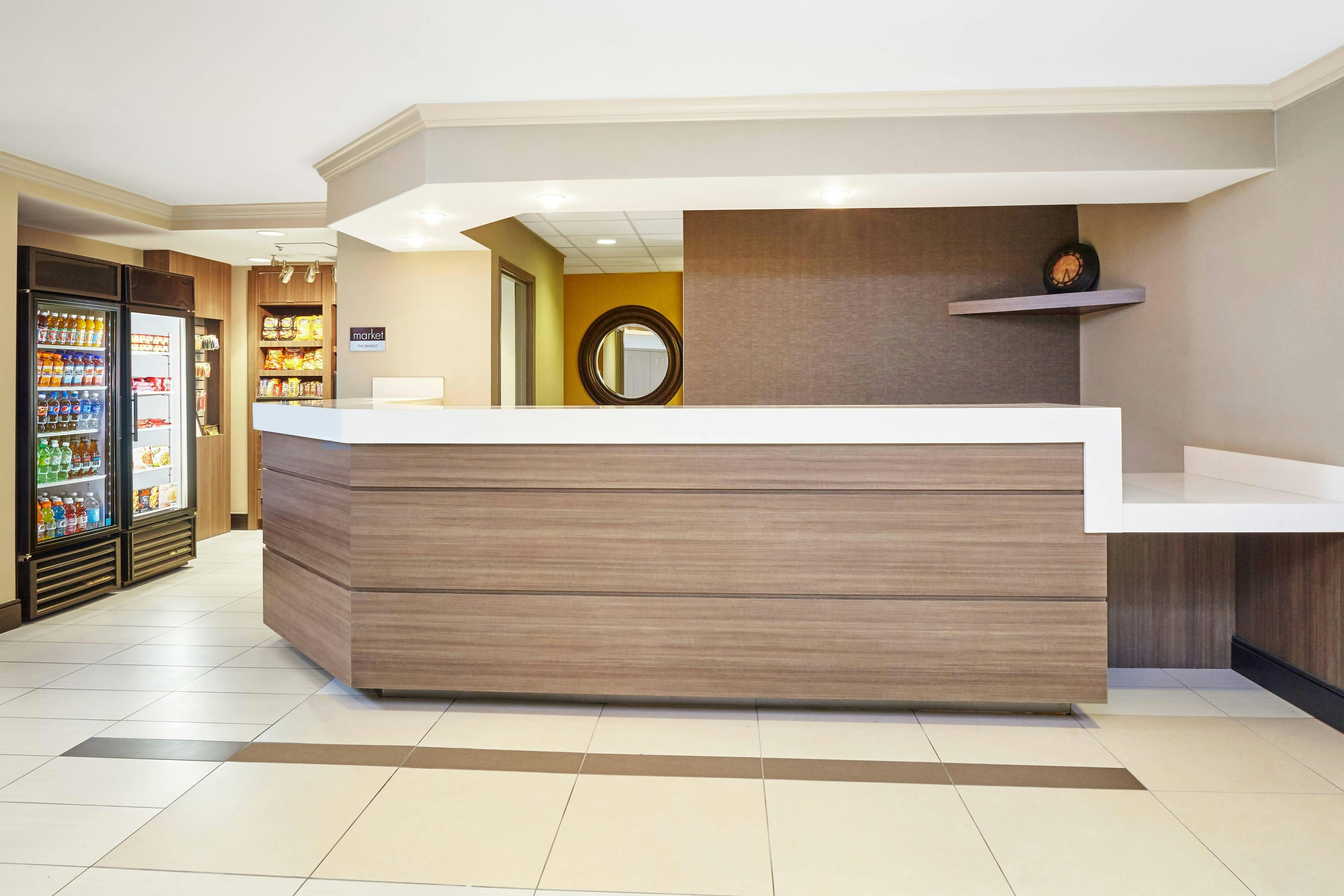 Lobby at RESIDENCE INN BY MARRIOTT CHICAGO SCHAUMBURG WOODFIELD MALL, SCHAUMBURG - IL