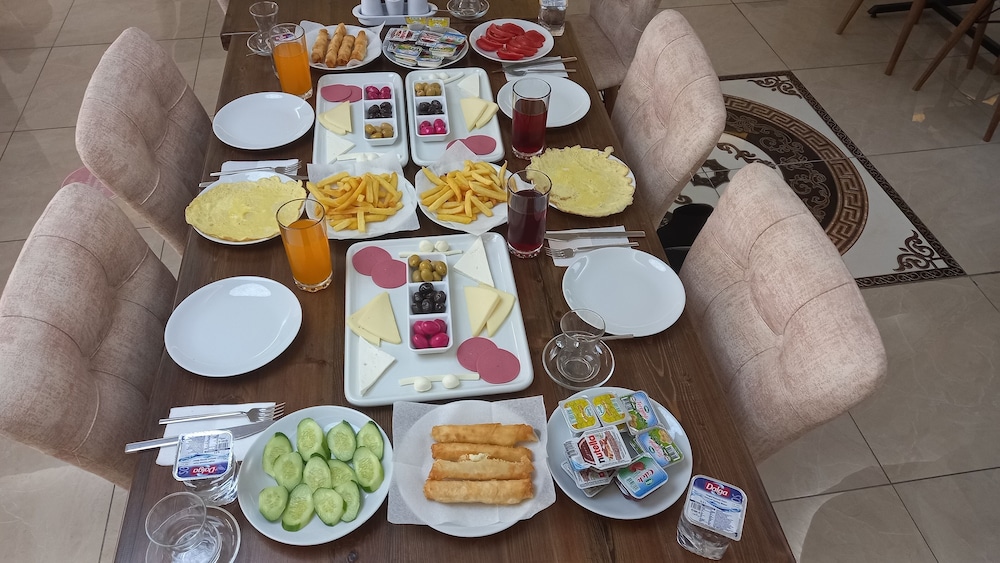 Asmir Suites Hotel 26/32