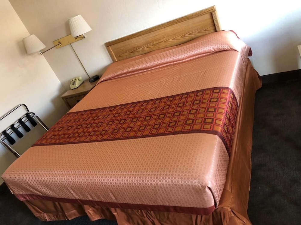 Claridge Inn 21/57