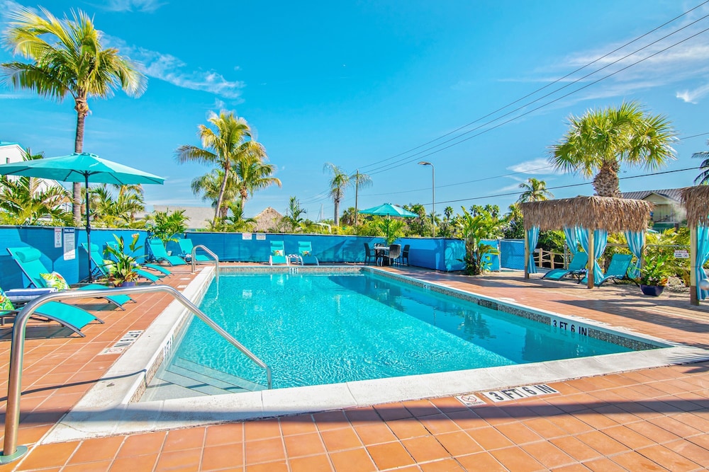 Latitude 26 Waterfront Resort & Marina 41/66