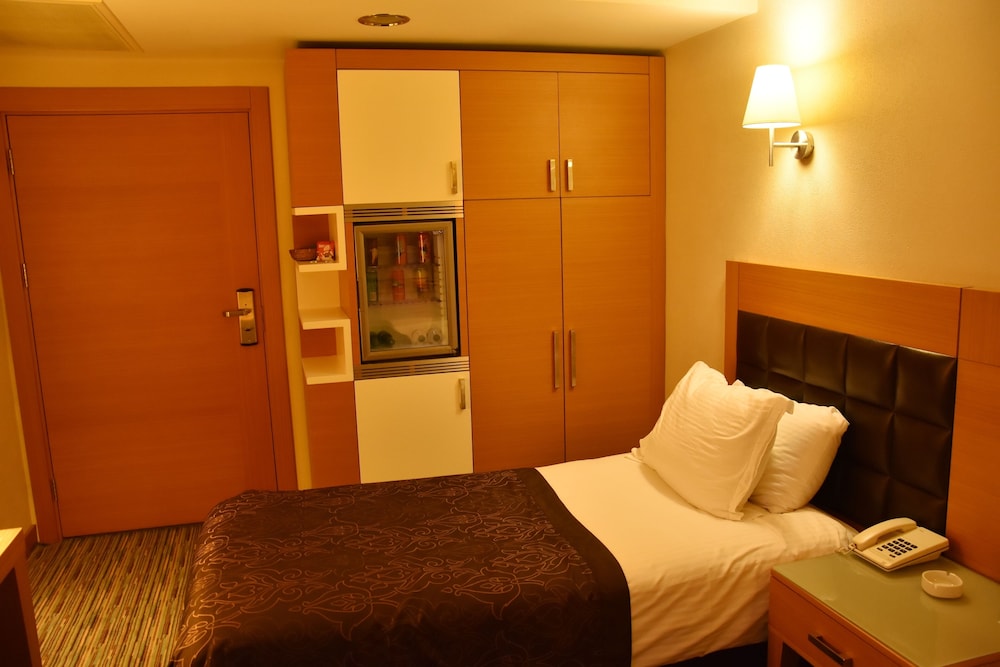 Grand Simay Hotel 17/50