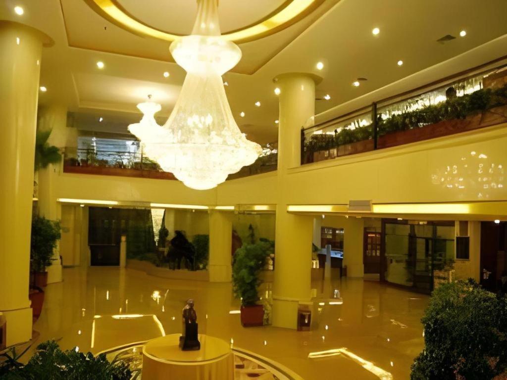 Plateau Pearl Hotel (Kunming Yongzhong Road) 14/66