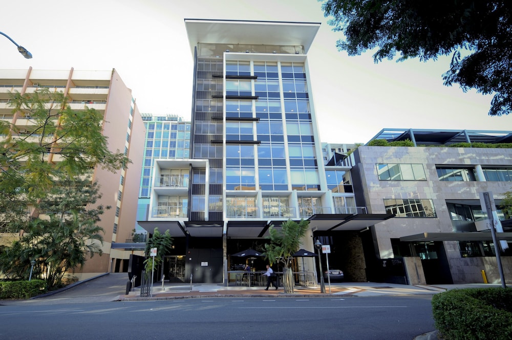 Mantra Terrace Hotel 8/67