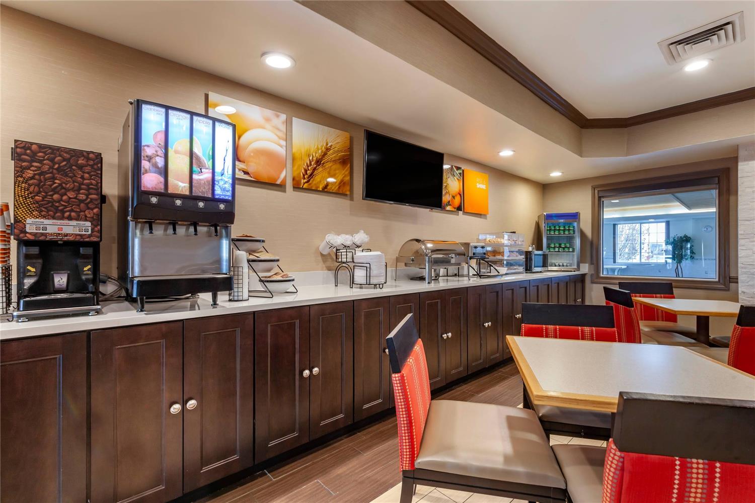 Comfort Inn & Suites Geneva - West Chicago 25/32