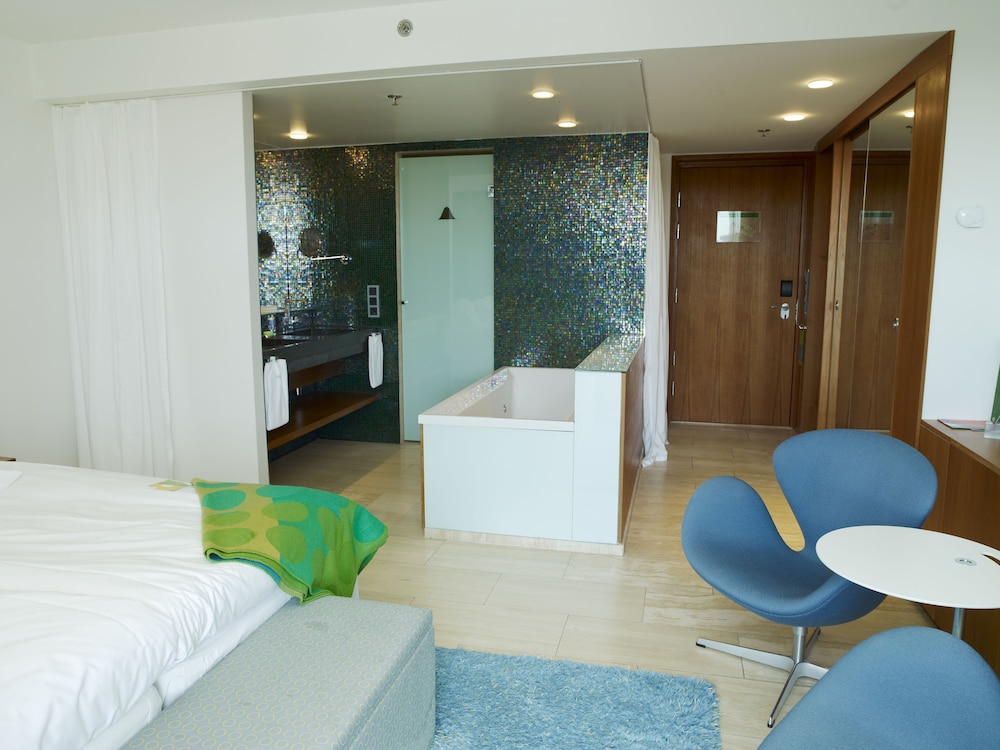 Avalon Hotel 17/48