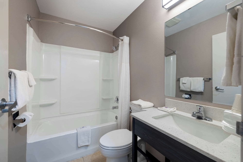Motel6 McAllen, TX - East 57/60