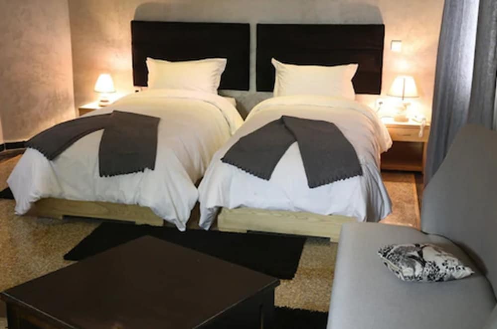 Hotel Point du Jour 5/16