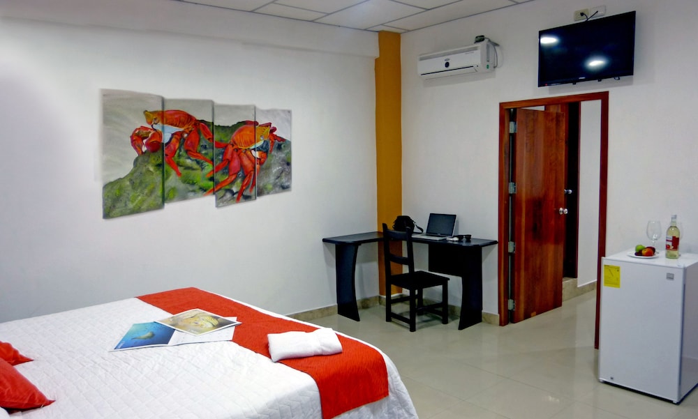 Hotel Brisas Del Pacifico 41/65