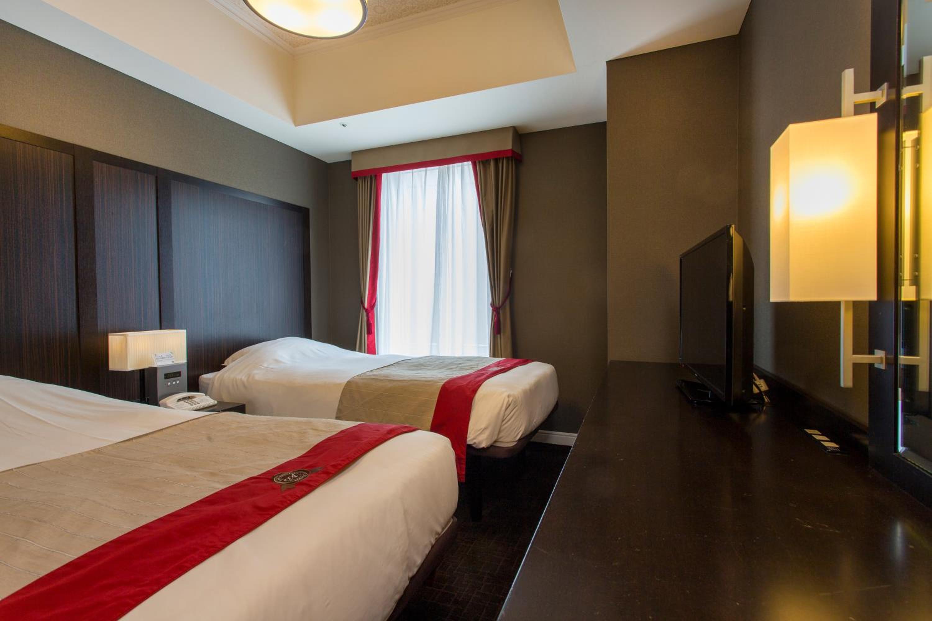 ECONOMY, TWIN BEDS