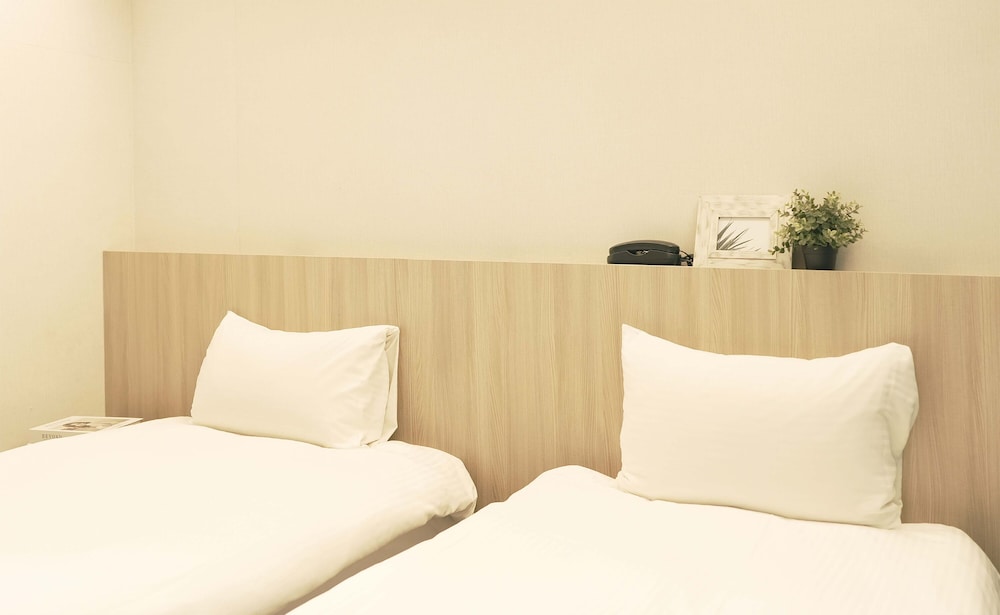 Talmud Hotel - Gong Yuan Branch 49/63