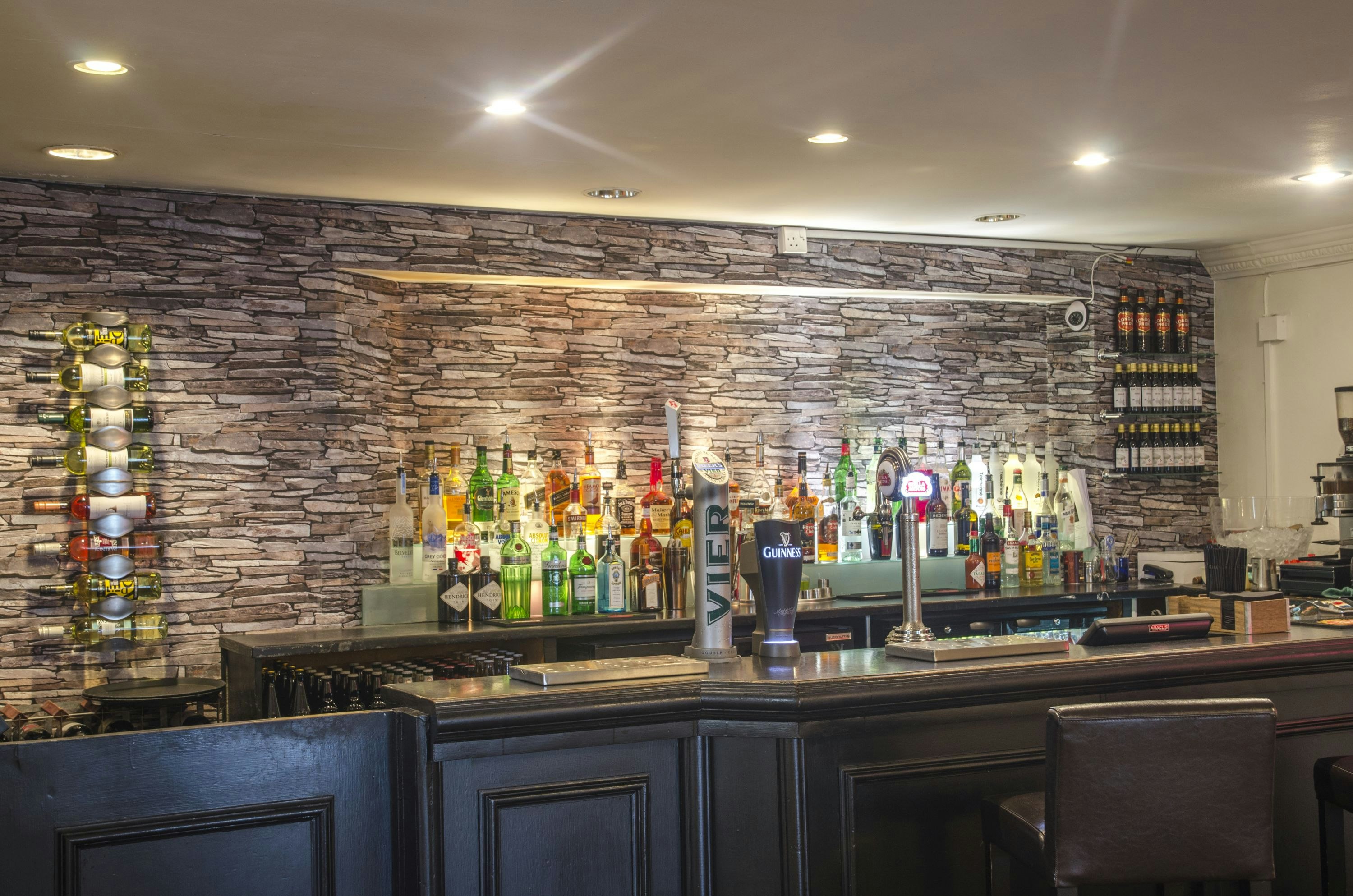 The Kings Hotel 48/55